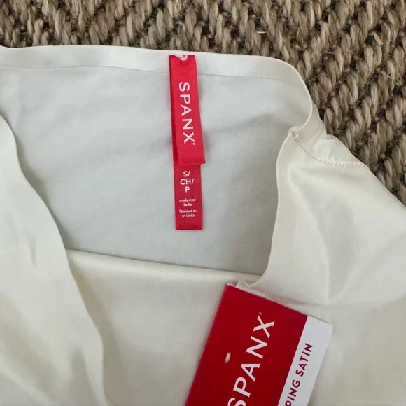 NWT Set of Spanx Satin‎ Shaping Underwear & Shape Short Color Linen Size Small - Picture 4 of 7